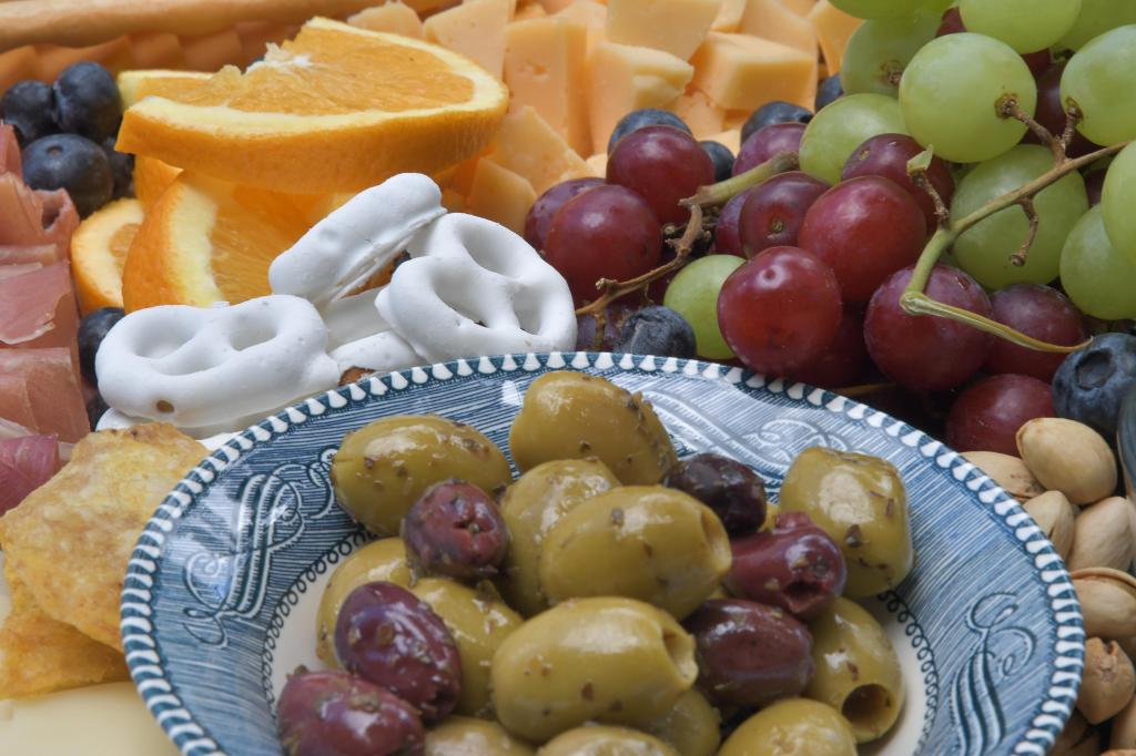 How I Handle Snacking Without Overthinking It